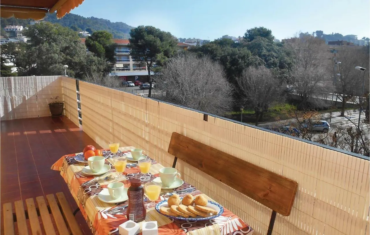 Stunning Apartment In Tossa De Mar With Kitchen